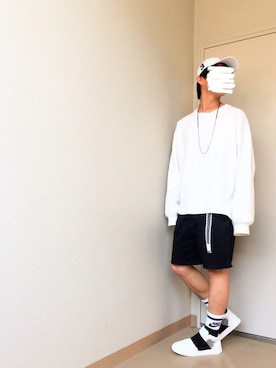 「アイテム（バングル/リストバンド）」を使った、KAZさん（メンズ・173cm・20代）の春コーディネート