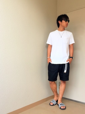 「アイテム（バングル/リストバンド）」を使った、KAZさん（メンズ・173cm・20代）の夏コーディネート