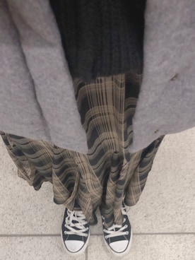 「CONVERSE（コンバース）のCONVERSE コンバース オール スター オックス / ALL STAR OX(BLACK) 32160321（スニーカー）」を使った、☆tomomi☆さん（レディース・170cm・20代）の冬コーディネート
