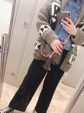 「CONVERSE（コンバース）のCONVERSE コンバース オール スター オックス / ALL STAR OX(BLACK) 32160321（スニーカー）」を使った、☆tomomi☆さん（レディース・170cm・20代）の冬コーディネート