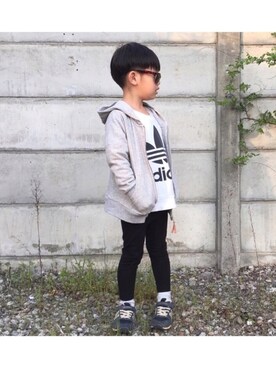 「URBAN RESEARCH DOORS（アーバンリサーチドアーズ）のアイテム（パーカー）」を使った、1keiさん（キッズ・110cm）の春コーディネート