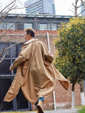 「アイテム（トレンチコート）」を使った、丑柑锅锅さん（メンズ・168cm・20代）の春コーディネート