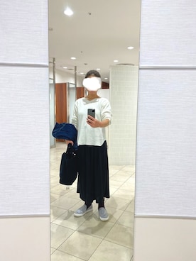 「UNIQLO（ユニクロ）のワッフルVネックT（長袖）（Tシャツ/カットソー）」を使った、はむさん（レディース・158cm）の秋コーディネート