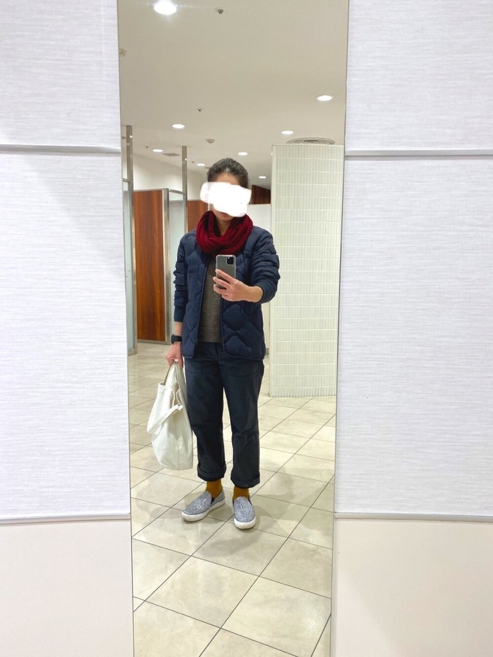 「年末WEAR感謝祭、おしゃれさんと繋がりたい、UNIQLO U、リサイクルダウン、赤、UNIQLO、orslow、ZARA、ダウンジャケット、スヌード」｜「無印良品のアイテム（ストール/ショール、レッド系）」を使った、はむさん（レディース・158cm）の冬コーディネートの1枚目の写真