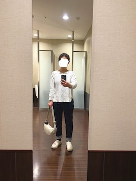 「UNIQLO（ユニクロ）のワッフルVネックT（長袖）（Tシャツ/カットソー）」を使った、はむさん（レディース・158cm）の春コーディネート