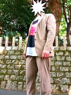 「GU（ジーユー）のアイテム（テーラードジャケット、ベージュ系）」を使った、おーしさん（メンズ・173cm）の秋コーディネート