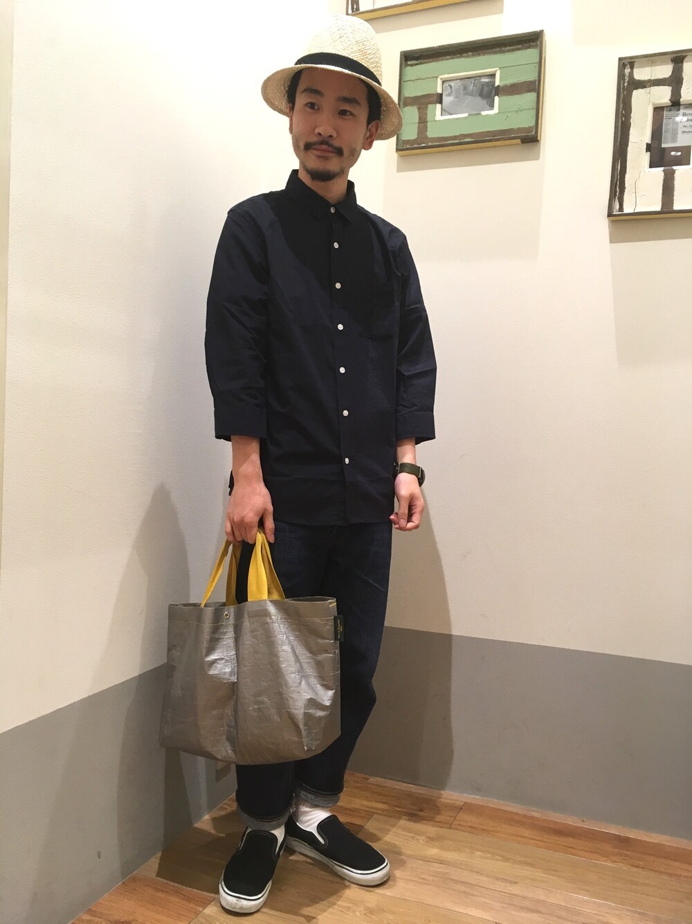 「カジュアル、シャツスタイル、エルベシャプリエ、ciaopanicTYPY、CIAOPANIC TYPY、チャオパニックティピー(CIAOPANIC TYPY)、休日スタイル、ootd、デニム、夏」｜「CIAOPANIC TYPYのアイテム（シャツ/ブラウス、ブルー系）」を使った、ハタノさん（メンズ・170cm）の夏コーディネートの1枚目の写真