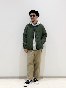 「アイテム（スリッポン）」を使った、ハタノさん（メンズ・170cm・20代）の秋コーディネート