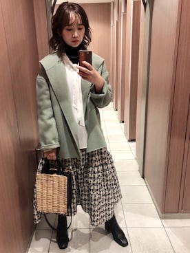 「BEAMS（ビームス）のアイテム（かごバッグ）」を使った、MARIMOOOさん（レディース・162cm）の冬コーディネート