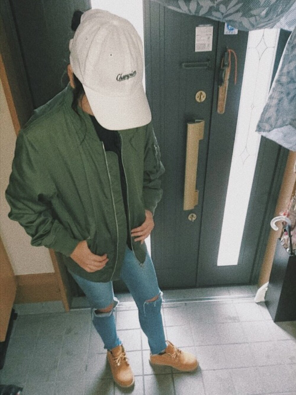 「Dickiesのアイテム（ブルゾン、グリーン系）」を使った、りょうさん（レディース・158cm）の秋コーディネートの1枚目の写真