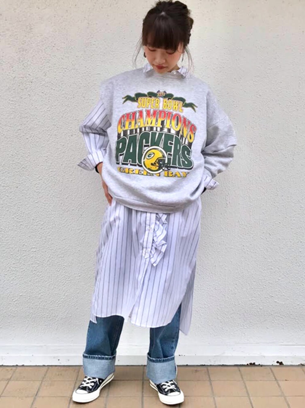 「カジュアル、シャツワンピース、２ＷＡＹ、ストライプシャツ、春コーデ、シップス フォー ウィメン(SHIPS for women)、Khaju、SHIPS for women、カージュ、フリルシャツワンピース」｜「KhajuのKhaju:ストライプフリルワンピース◆（ワンピース、ホワイト系）」を使った、宮坂さん（レディース・164cm）の冬コーディネートの1枚目の写真