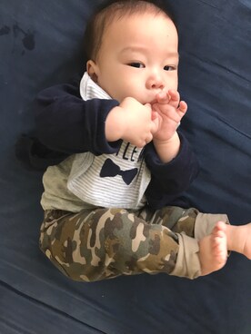 「アイテム（スタイ/よだれかけ、グレー系）」を使った、hotoさん（キッズ・70cm）の秋コーディネート