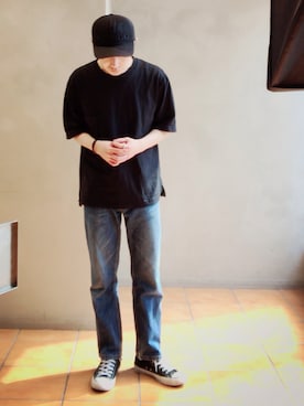 「HELMUT LANG（ヘルムートラング）のアイテム（デニムパンツ）」を使った、kyosukeさん（メンズ・172cm）の春コーディネート