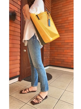 「MARNI（マルニ）のPVC / ショッピングバッグ（トートバッグ、イエロー系）」を使った、namikya🦋さん（レディース・159cm）の春コーディネート