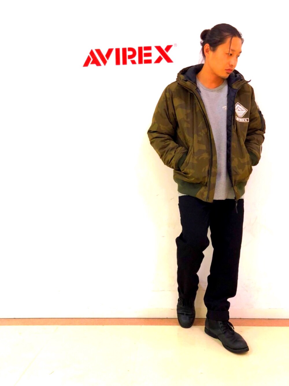 「ブーツ、シンプル、ブラック、AVIREX、黒、予約、ラクチンコーデ、ビッグT、オトナカジュアル、AVIREXSTREETGEAR」｜「AVIREXのアイテム（MA-1、その他）」を使った、RYO-SUKEさん（メンズ・173cm）の夏コーディネートの1枚目の写真