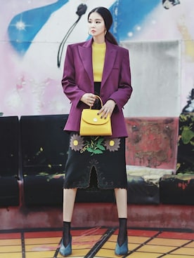 「アイテム（テーラードジャケット、パープル系）」を使った、DINTさん（レディース・172cm）の秋コーディネート