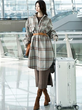 「アイテム（ドレス、ブラウン系）」を使った、DINTさん（レディース・172cm）の秋コーディネート