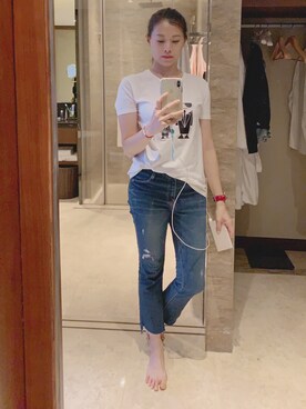 「KARL LAGERFELD（カールラガーフェルド）のアイテム（Tシャツ/カットソー）」を使った、Lynn Huangさん（レディース・166cm）の夏コーディネート