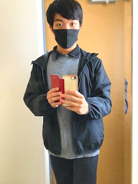 「GU（ジーユー）のアイテム（ニット/セーター、グレー系）」を使った、かなたさん（メンズ・163cm）の冬コーディネート