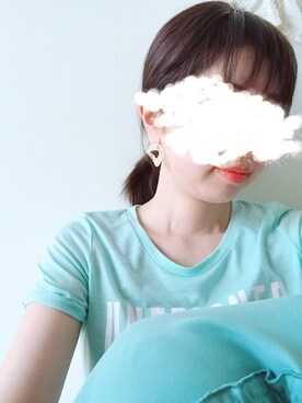 「GEORGE'S（ジョージズ）のアイテム（アクセサリー）」を使った、ピアスを主役に考えるさん（レディース・174cm）の春コーディネート