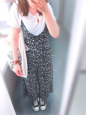 「carlife（カーライフ）のアイテム」を使った、よっちさん（レディース・164cm）の夏コーディネート