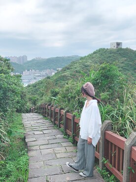 「KANGOL（カンゴール）のアイテム（贝雷帽、ベージュ系）」を使った、Doreen小詹さん（レディース・161cm）の秋コーディネート