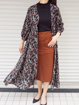 「LAVEANGE（ラビアンジェ）の花柄ウエスト切替ギャザーロングワンピース（シャツワンピース、ブラック系）」を使った、TOBIさん（レディース・163cm）の冬コーディネート