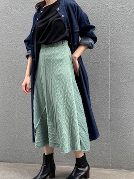 「LAVEANGE（ラビアンジェ）の〈2020AW〉ケーブルカットリメイクスカート【小さいサイズ・大きいサイズ対応】（スカート、グリーン系）」を使った、TOBIさん（レディース・163cm）の夏コーディネート