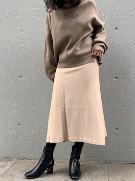 「LAVEANGE（ラビアンジェ）のプリーツ編み切り替えニットスカート【小さいサイズ・大きいサイズ対応】（スカート、ベージュ系）」を使った、TOBIさん（レディース・163cm）の秋コーディネート