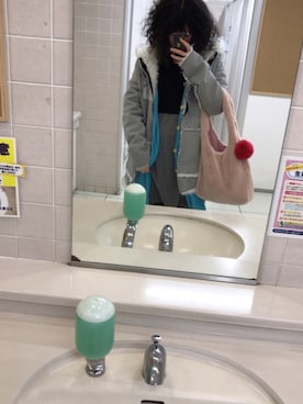 「チチカカ」｜「アイテム（その他アウター）」を使った、🐸🐸たつきてぃー🧸さん（レディース・161cm）の春コーディネート
