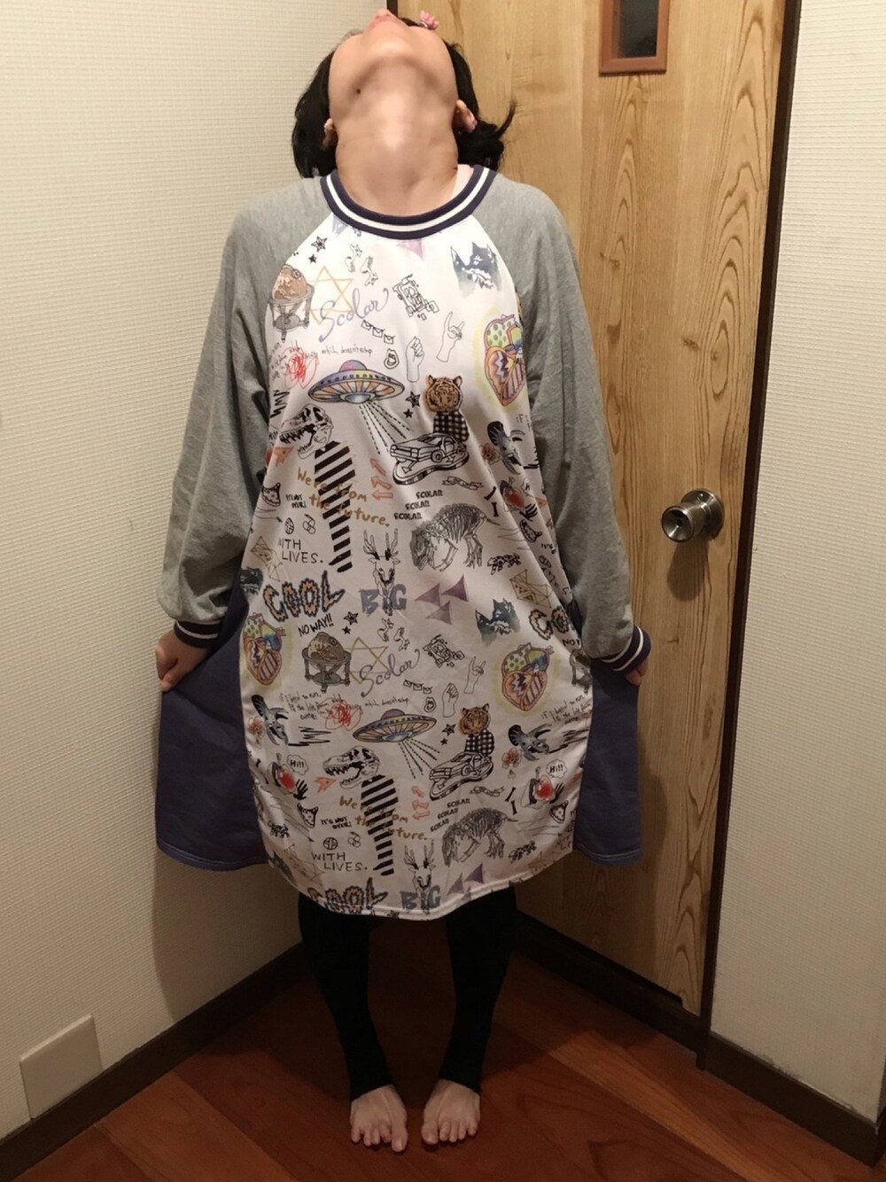 「事務の人、ラッキーカラーはグレー、12月っ、年末WEAR感謝祭、14日っ、冬たつきてぃー」｜「ScoLarのアイテム（ワンピース、その他）」を使った、🐸🐸たつきてぃー🧸さん（レディース・161cm）の冬コーディネートの1枚目の写真