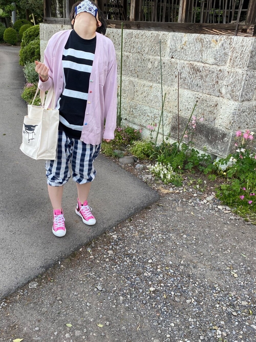 「ラッキーカラーは桜色、事務の人、ごがつっ、ストリート、春夏コーデ」｜「DIESELの00SZJ00TAQG（カーディガン/ボレロ、ピンク系）」を使った、🐸🐸たつきてぃー🧸さん（レディース・161cm）の春コーディネートの1枚目の写真