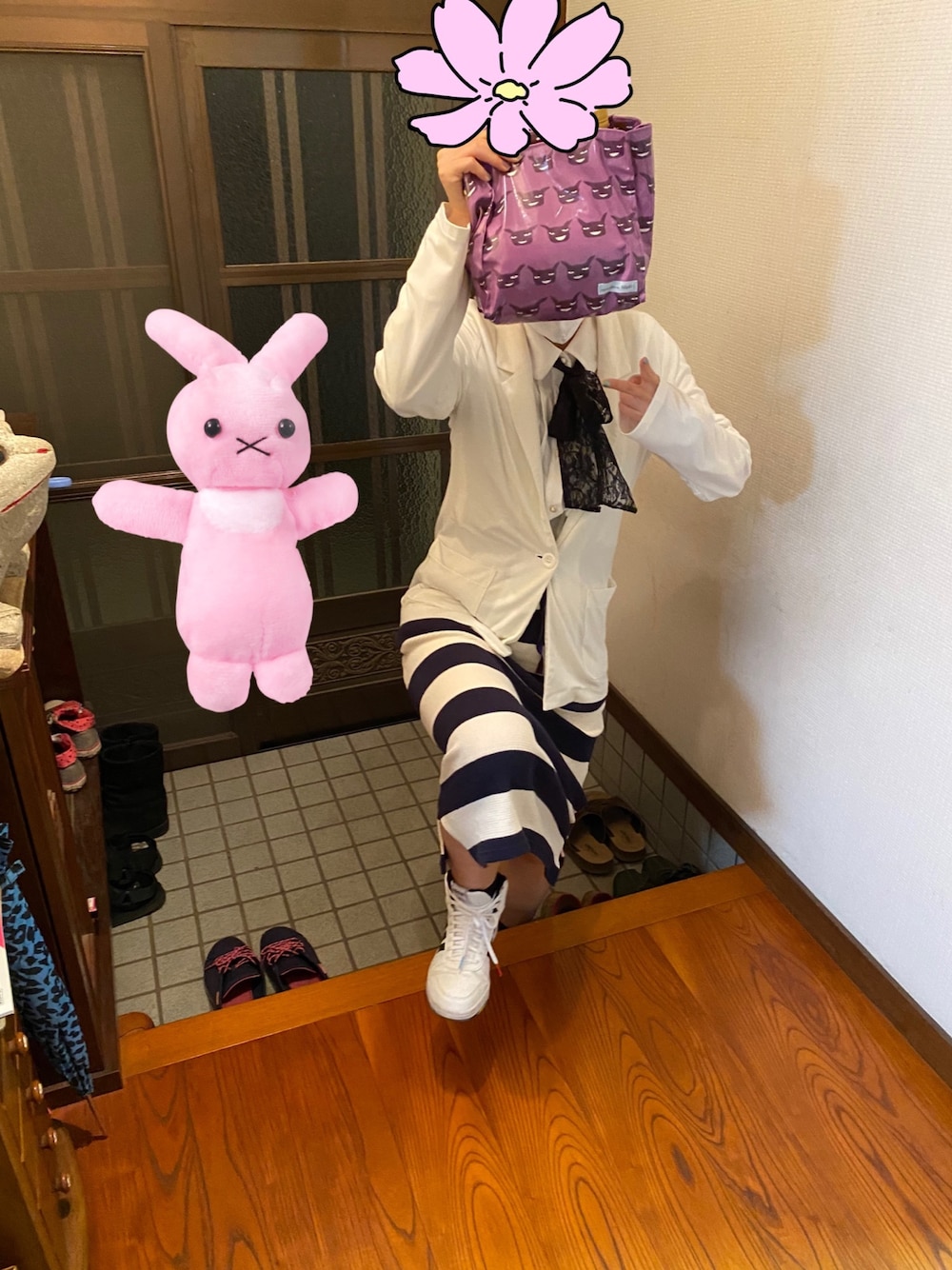 「ラブアンドピース2020、事務の人、ラッキーカラーは白、9月っ、しゅっちょー」｜「Samansa Mos2のワッフルスカート（リンネル）（スカート、ホワイト系）」を使った、🐸🐸たつきてぃー🧸さん（レディース・161cm）の秋コーディネートの1枚目の写真