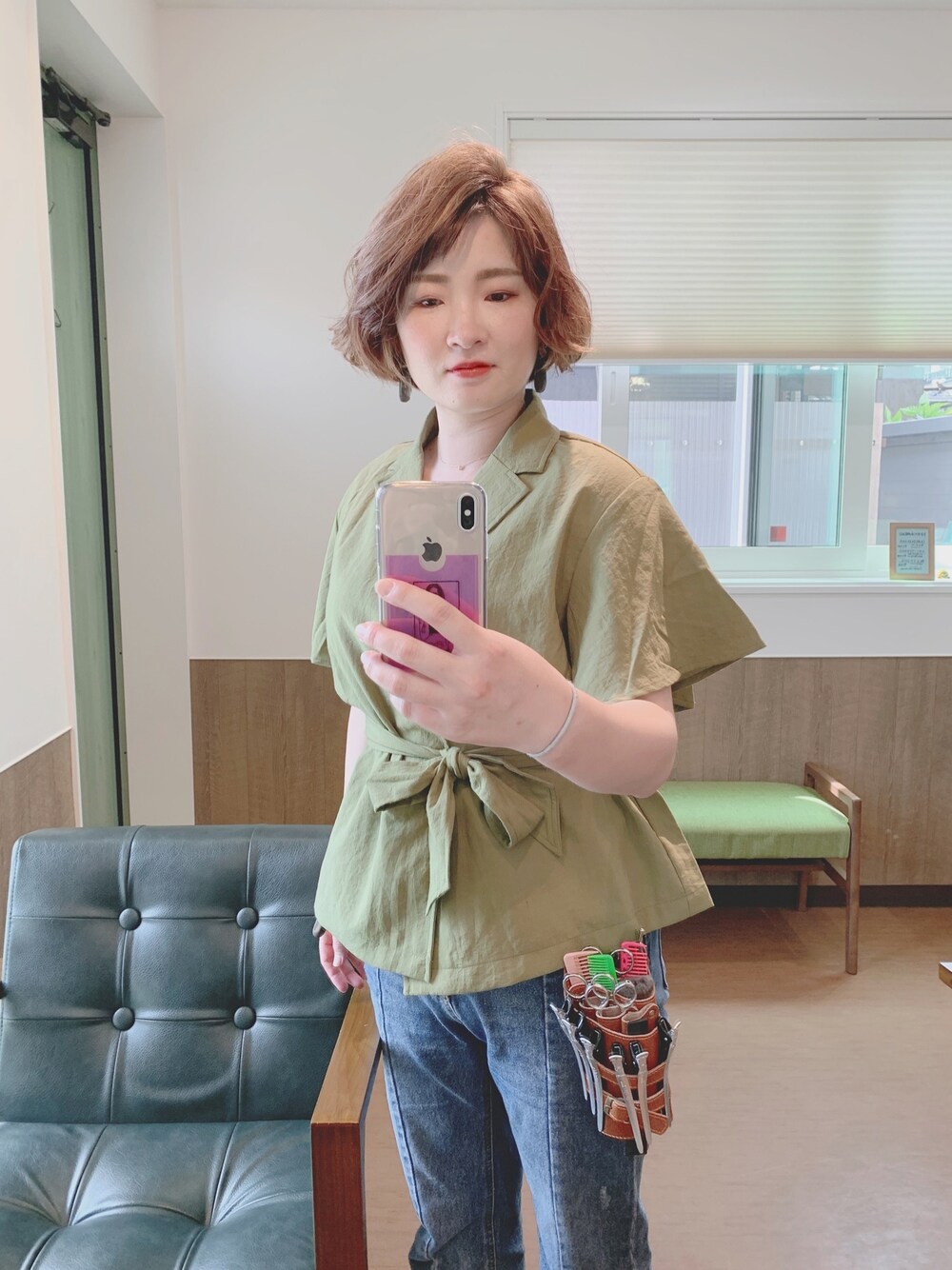「夏コーデ、お洒落さんとつながりたい、メルロー、セレクトモカ(select MOCA)、プチプラコーデ、ママコーデ、ママファッション」｜「MERLOTのカシュクールフレアスリーブシャツ3031（シャツ/ブラウス、グリーン系）」を使った、ponyoさん（レディース・160cm）の夏コーディネートの1枚目の写真