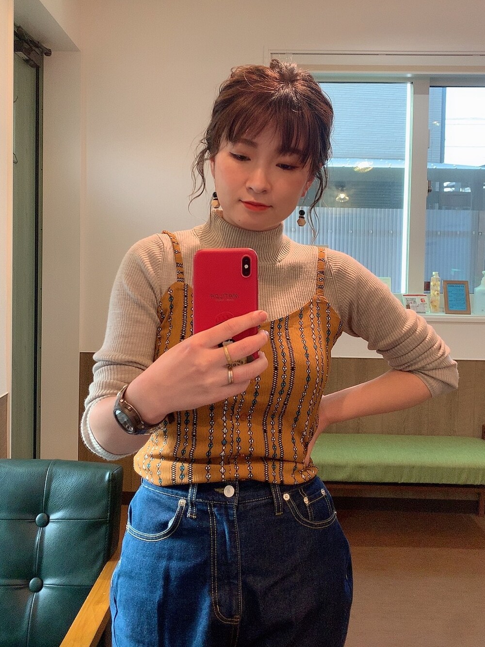 「ラクチンコーデ、パンツスタイル、カジュアル、プチプラコーデ、ootd、今日のコーデ、プチプラ、デニム、ママコーデ、大人カジュアル」｜「OZOCのアイテム（その他トップス、オレンジ系）」を使った、ponyoさん（レディース・160cm）の冬コーディネートの1枚目の写真