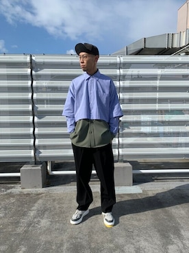 「UNITED TOKYO（ユナイテッドトウキョウ）のTOMAS MASON ドッキングミリタリーシャツ（テーラードジャケット、ブルー系）」を使った、北村竜大さん（メンズ・178cm）の冬コーディネート