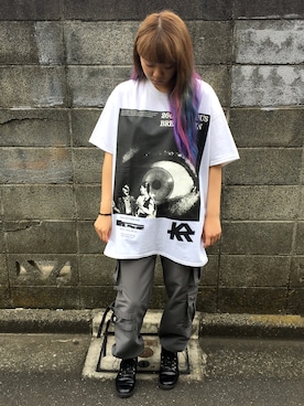 「L.H.P（エルエイチピー）のアイテム（カーゴパンツ）」を使った、ヤナギバシリオナさん（レディース・168cm）の夏コーディネート