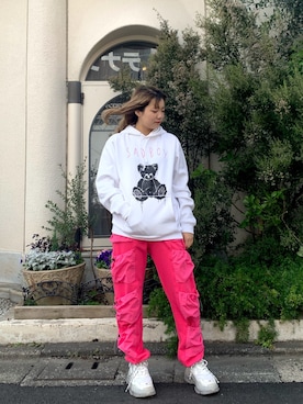 「Ctr1（コントロール）のCtr1/コントロール/ドローコードポケットパンツ（スウェットパンツ）」を使った、ヤナギバシリオナさん（レディース・168cm）の冬コーディネート