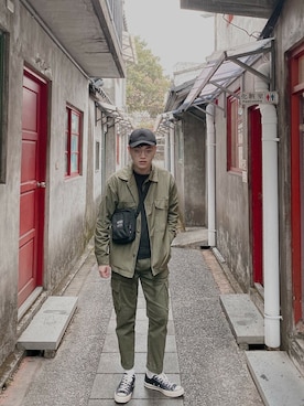 「VANS（バンズ）のアイテム（バッグ）」を使った、NICK さん（メンズ・173cm）の春コーディネート