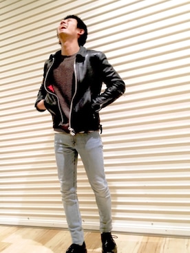 「ブラウンニット」｜「アイテム（ライダースジャケット）」を使った、JUNYAさん（メンズ・171cm）の冬コーディネート
