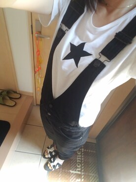 「earth music&ecology（アースミュージックアンドエコロジー）の・グラフィックTシャツ（Tシャツ/カットソー、ホワイト系）」を使った、yoseryoさん（レディース・153cm）の夏コーディネート
