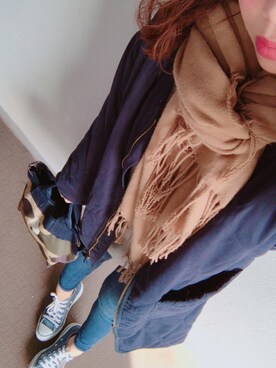 「UNIQLO（ユニクロ）のWOMEN ウルトラストレッチジーンズ（デニムパンツ）」を使った、はっちさん（レディース・163cm）の冬コーディネート