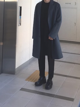 「blue」｜「アイテム（チェスターコート）」を使った、Ssunさん（メンズ・175cm）の冬コーディネート