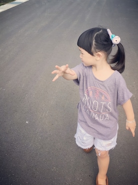 「roots（ルーツ）のアイテム（Tシャツ/カットソー）」を使った、Aliceさん（キッズ・90cm）の秋コーディネート