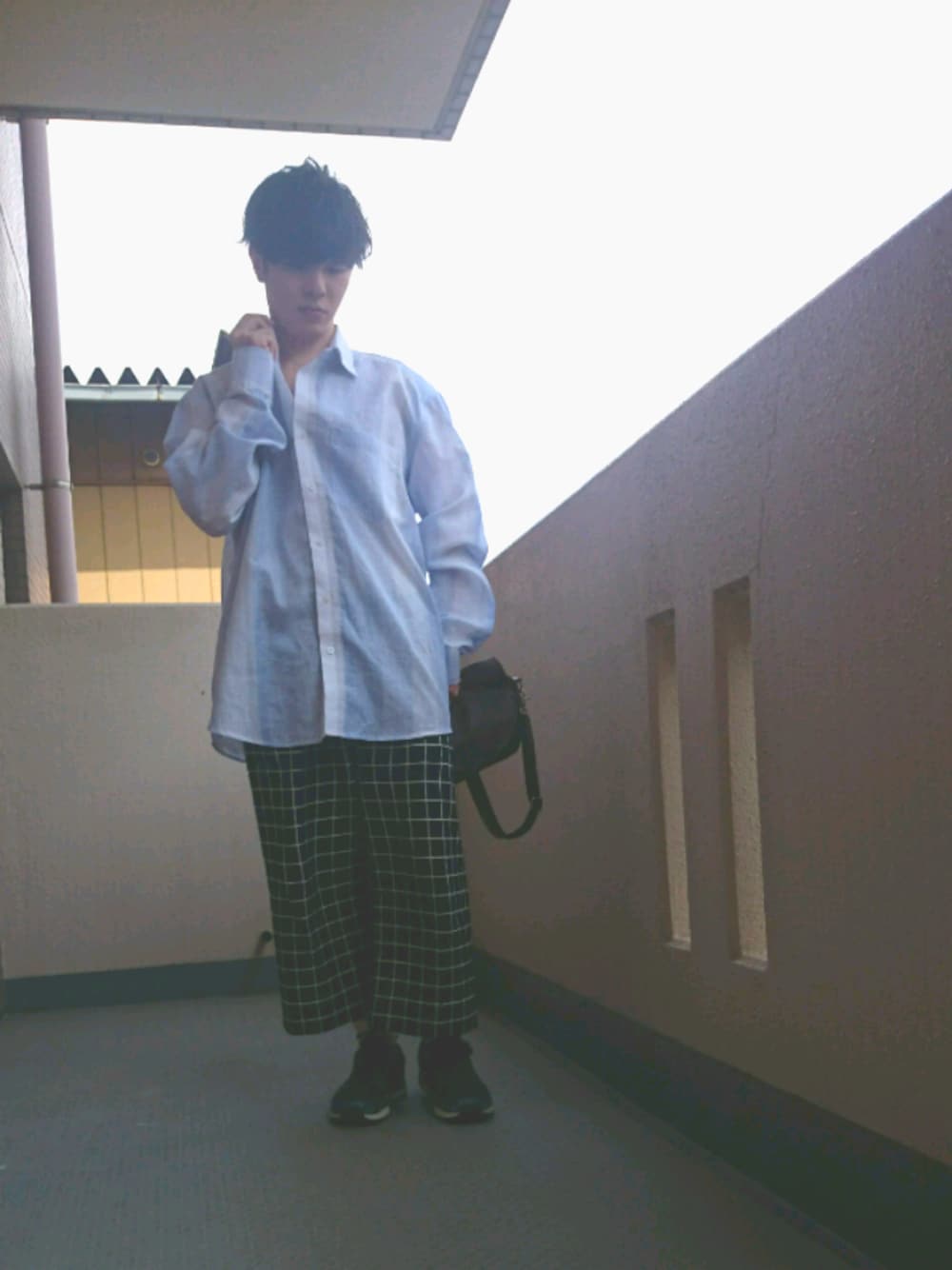 「usedのアイテム（シャツ/ブラウス、ブルー系）」を使った、yUMAさん（メンズ・166cm）の夏コーディネートの1枚目の写真