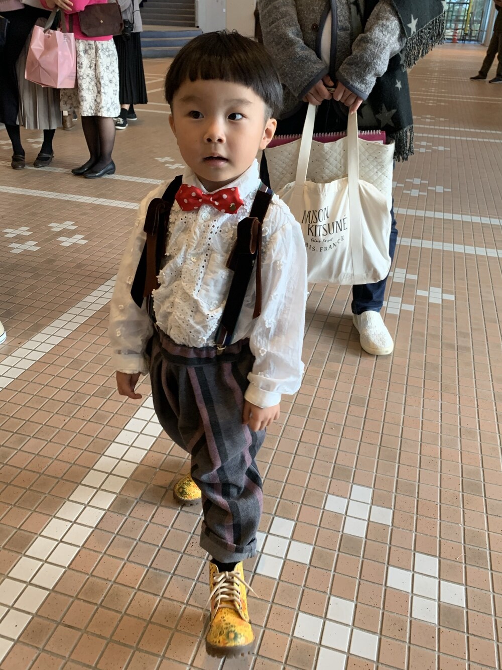 「キッズコーデ、男の子コーデ、発表会コーデ、fith社、FITH、go to hollywood」｜「FITHのアイテム（シャツ/ブラウス、ホワイト系）」を使った、mi☆さん（キッズ・100cm）の冬コーディネートの1枚目の写真
