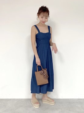 「アイテム（ジャンパースカート）」を使った、miya【骨格ウェーブ/イエベ春】さん（レディース・160cm）の春コーディネート