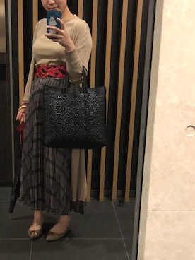 「アイテム（レインシューズ、ベージュ系）」を使った、nkさん（レディース・157cm）の夏コーディネート