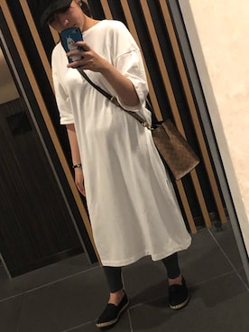 「COACH」｜「アイテム（食器/キッチン）」を使った、nkさん（レディース・157cm）の秋コーディネート