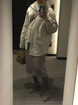 「アイテム（パンプス、グレー系）」を使った、nkさん（レディース・157cm）の冬コーディネート